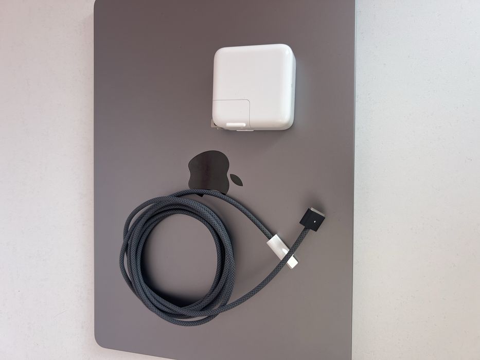Incarcator Macbook