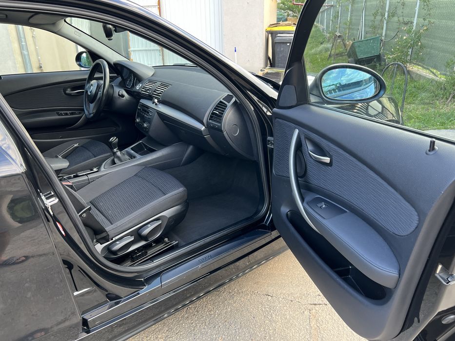 BMW 1 Series 2004