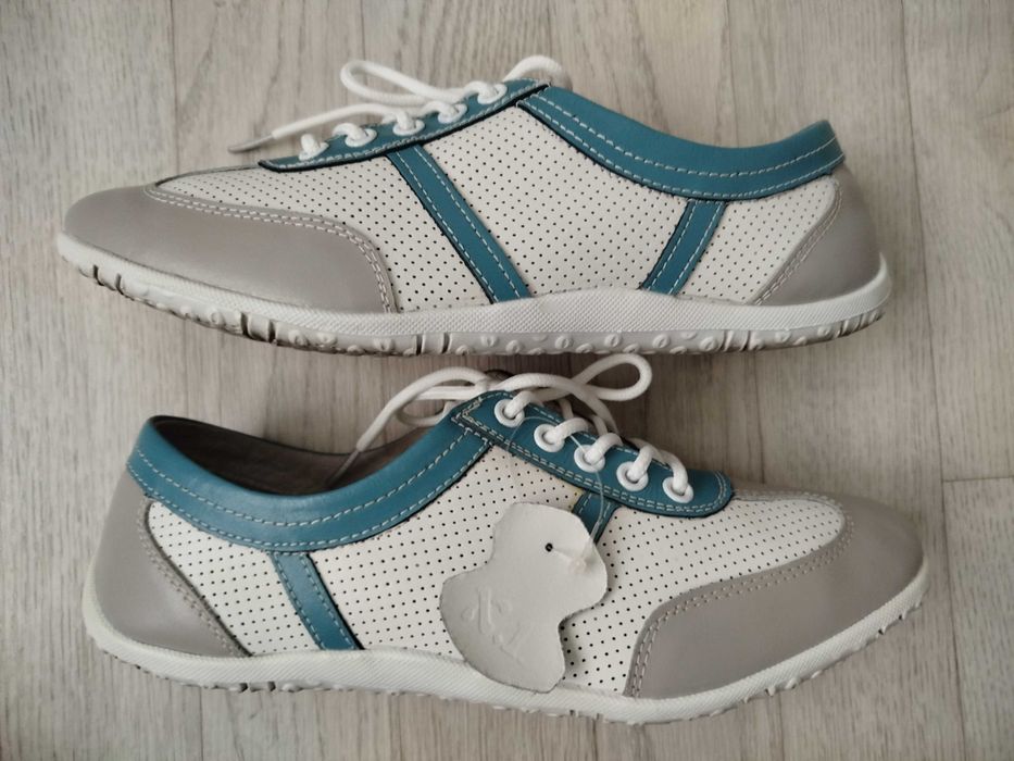 кожаные кеды кроссовки 38 б.у.