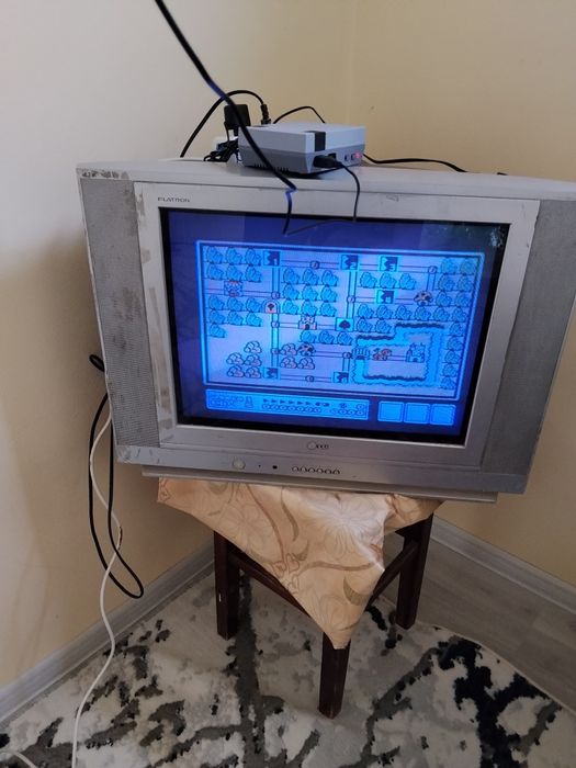 Dendiy sotiladi retro oʻyinlari bor yaxshi holatda hamma narsasi   bor