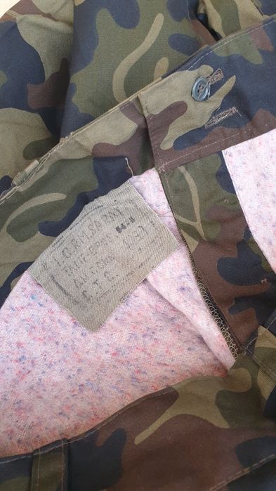 Pantalon camuflaj iarnă