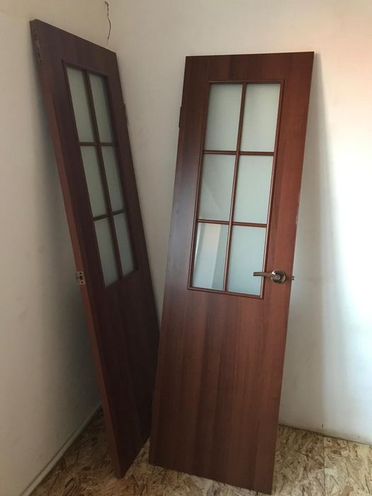 Продам двери б/у