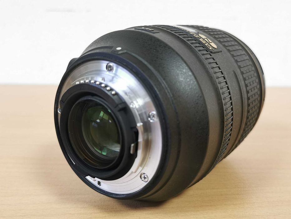 Nikon AF-S NIKKOR 24-120mm f/4G ED VR (с Nano Crystal Coat) универсален варио обектив за Nikon F и Nikon Z фотоапарати