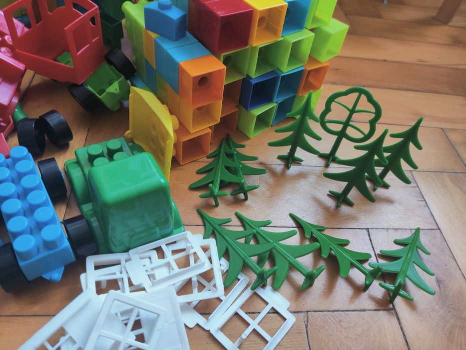 Piese cuburi lego 200 buc