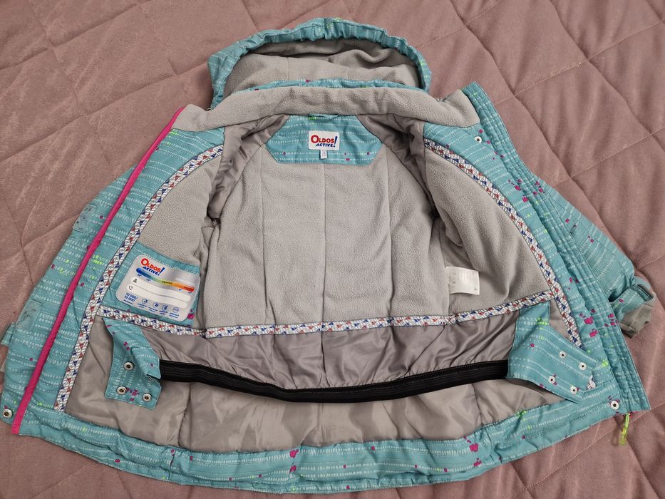 Продам зимний костюм на девочку