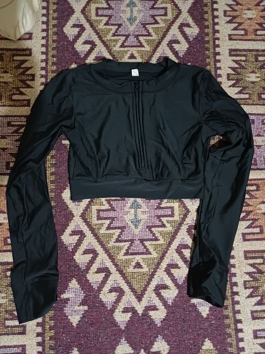 Женская одежда, разгрузка