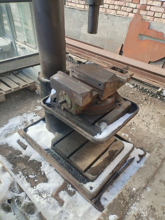 Сверлильный станок