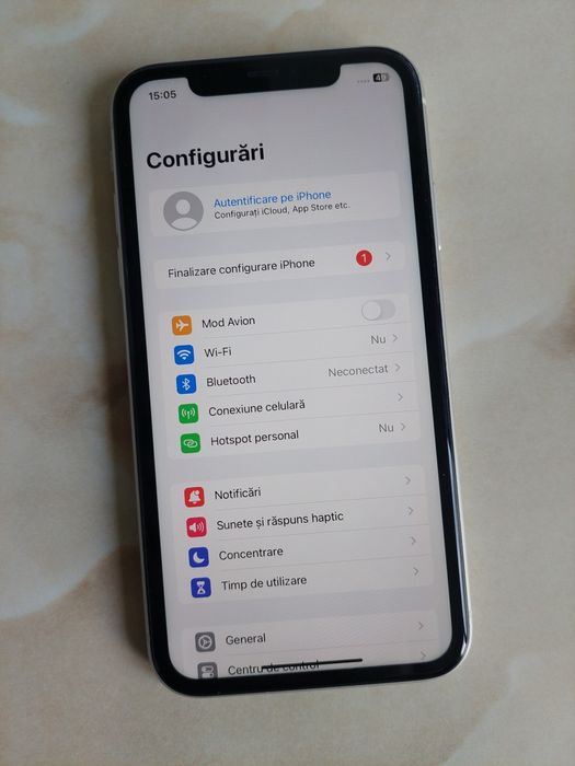 Vând Apple iPhone 11 ALB de 128Gb Neverlocked, fără probleme //poze