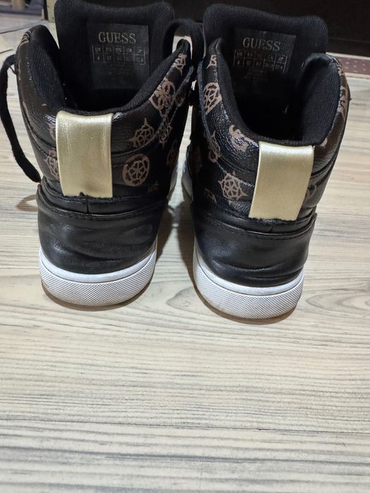 Оригинални кецове Cuess