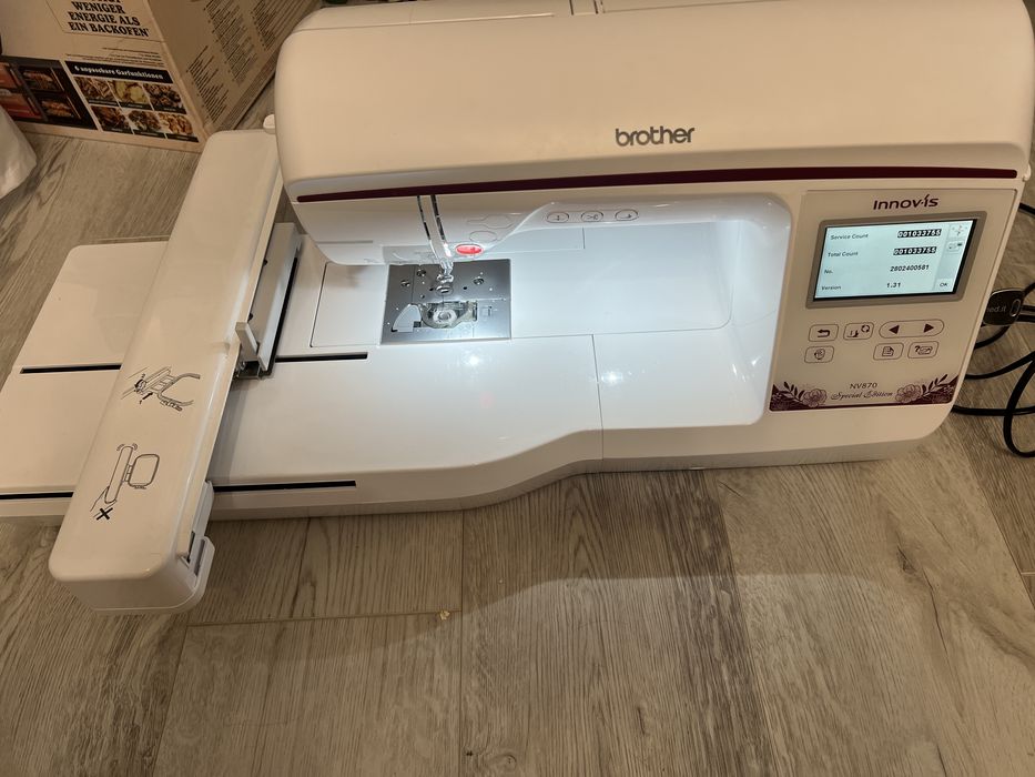 Mașină brodat Brother Innovis NV870SE Garanție,accesorii