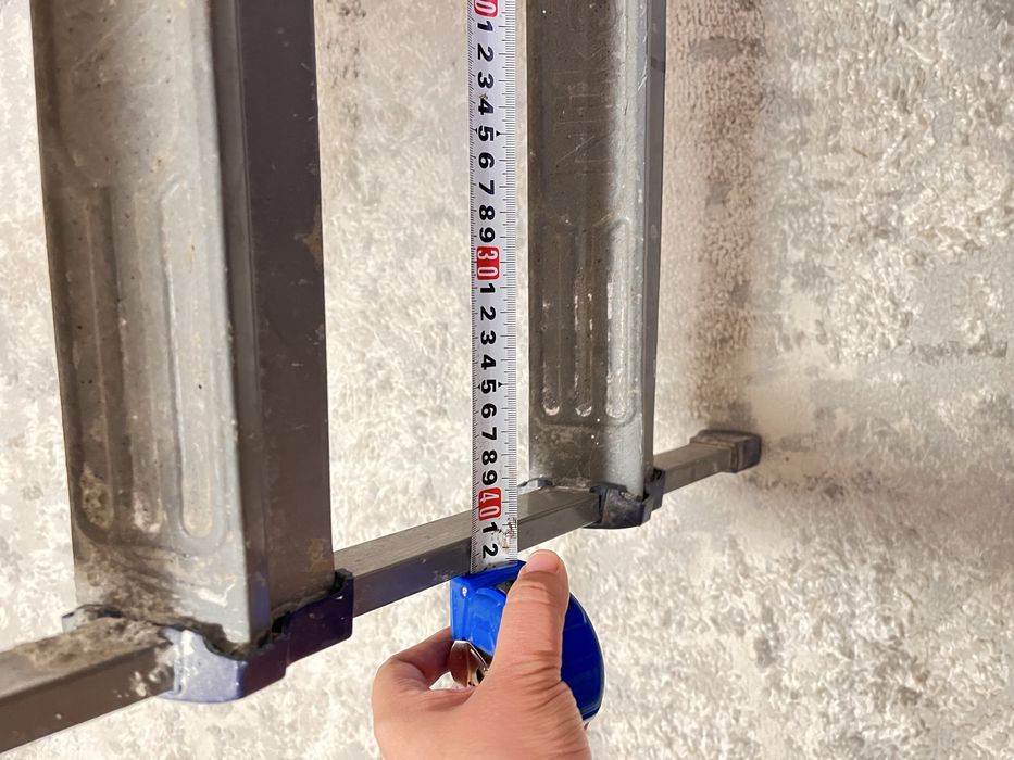 Срочно продам стремянку