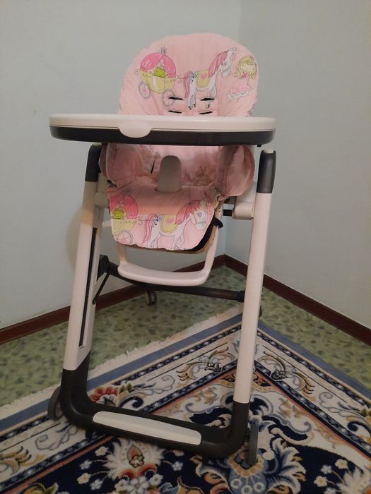 Стульчик для кормления детей