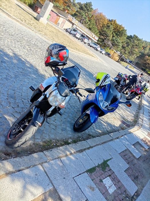 Suzuki gsr600 gsr 600