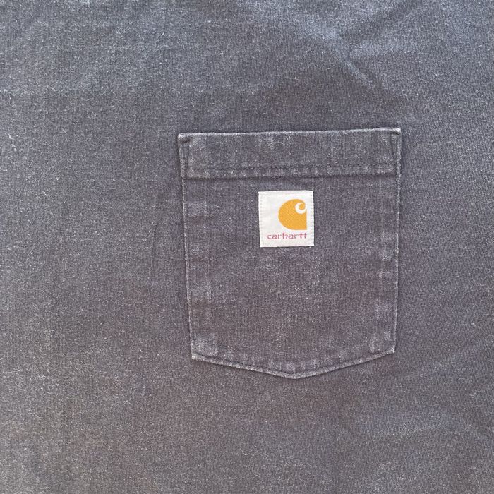 Carhartt Pocket T-Shirt “Carhartt in rugged outdoor”