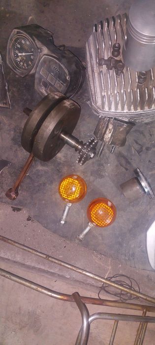 Продам запчасти от мотоцикла Иж.
