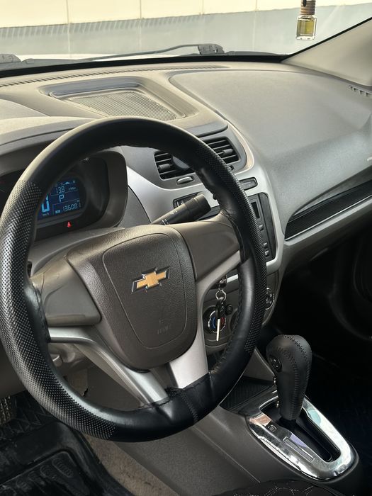 Продам шевроле кобальт автомат