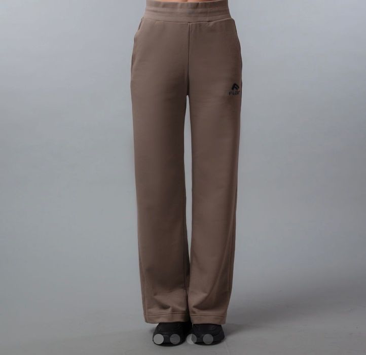 Нов спортен екип Flair – XXS (суитшърт + панталон)