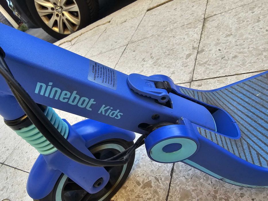 Trotineta electrica ninebot zing e8 pentru copii copii 6-12 ani