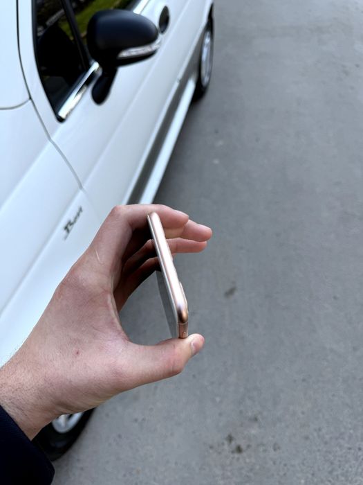 iPhone 8 plus sotiladi