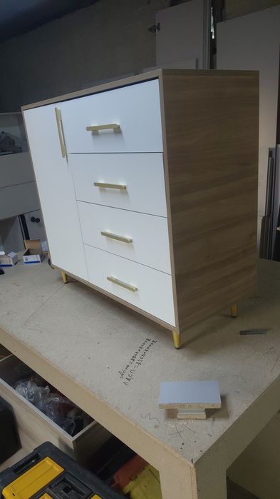 Камод 90×100×45.