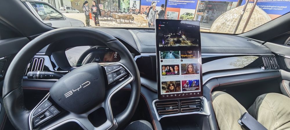 BYD  чемпион гибрид