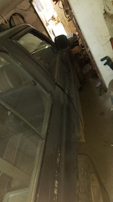 Mitsubishi pajero 2.5tdi(може и подоговаряне)