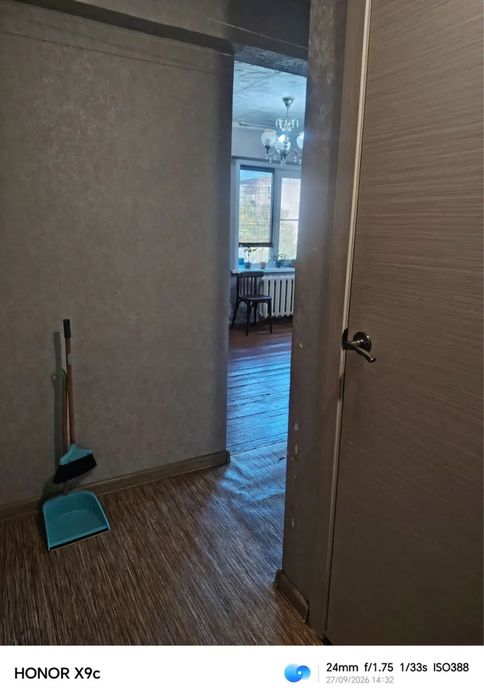 Продам 1,5-ку, по ул. Казахстан, 81