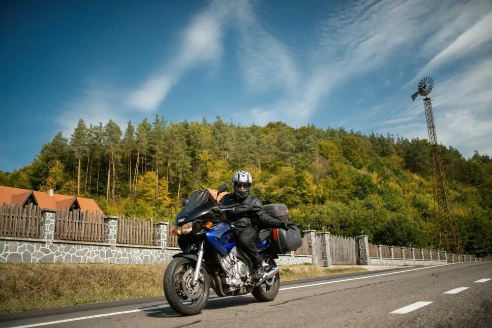 Yamaha TDM 850 4TX – 1999 – TOURING / SCHIMB
