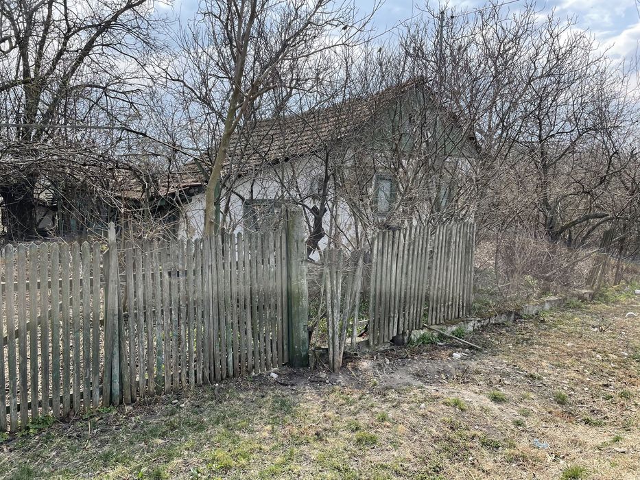 Vand teren intravilan 3.064 mp, utilități, dublu acces, lotizabil – Sărata, Buzău