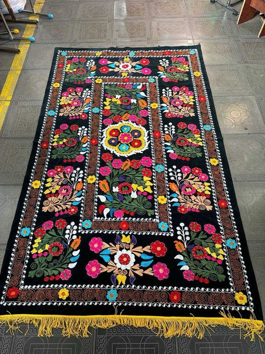 Сузаны ручной работы