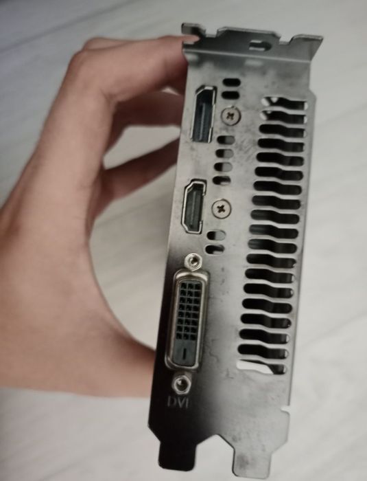 Видеокарта Nvidia GeForce GTX 1050 Ti 4GB