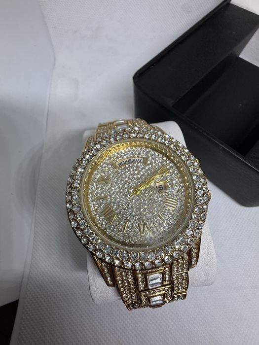 Магазин часов Exact Moment