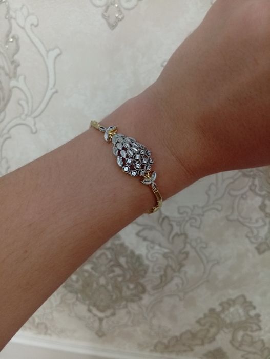 Женские украшения