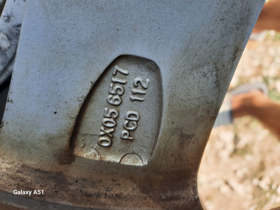 Ляти джанти с гуми 5×112,17цола