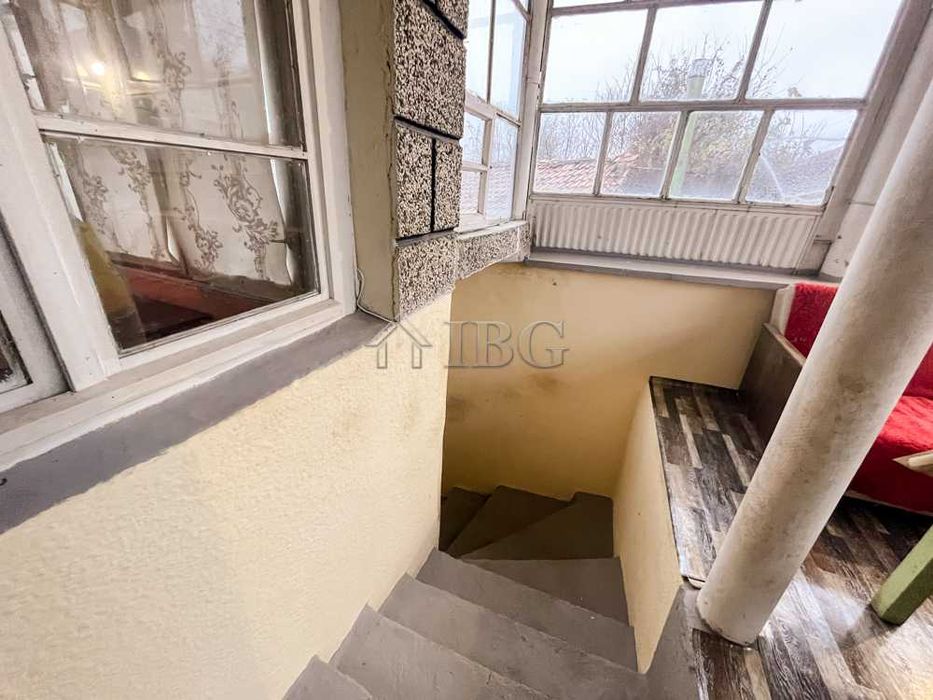 Къща с 3 спални с прекрасна панорама близо до Русе