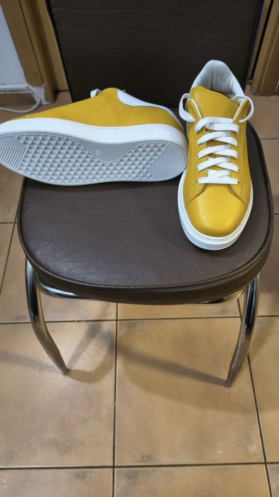 Adidași piele naturala