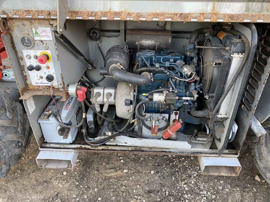 Вишка Ножична SkyJack 6826RT  10 метрова регистирана !!