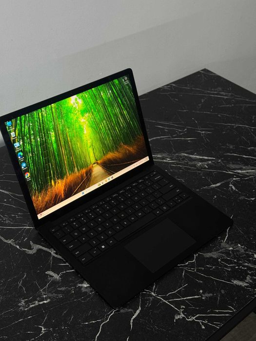 Kuchli Noutbuk Surface Laptop 5