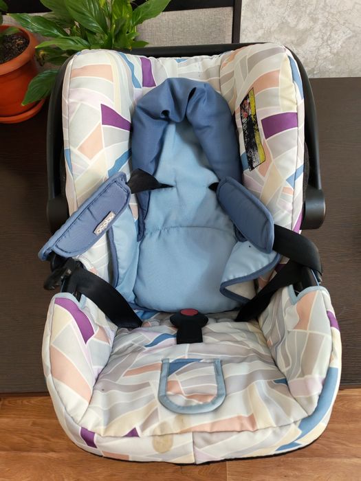 Продам Автокресло