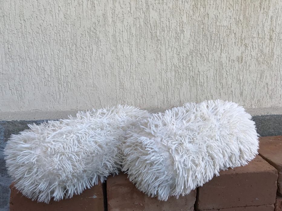 Детски играчки вносни DISNI бели възглавнички от естествена вълна