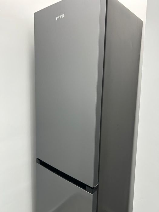 Garsoniera noua de inchiriat