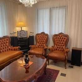 Set canapea si scaune piele stil Chesterfield