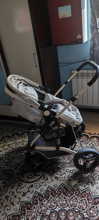 Продам детскую коляску
