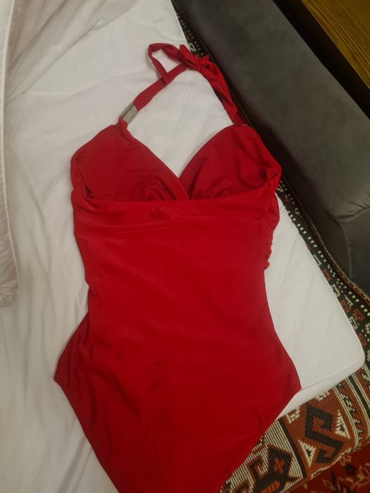 Продам купальник 44-46 р новый