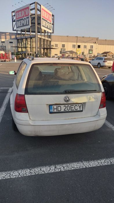 Vand golf 4 break, an 2002 ,schimbat abreaj,1200 euro