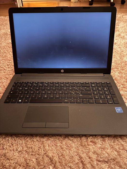 vand laptop HP250 G7  stare  excelenta