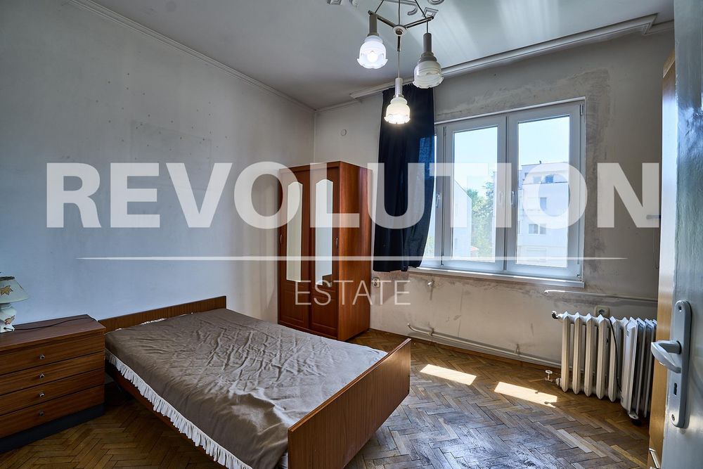 Дава се под наем Етаж от къща в Пловдив, Център - 108 кв.м за 425 € - Снимка #3