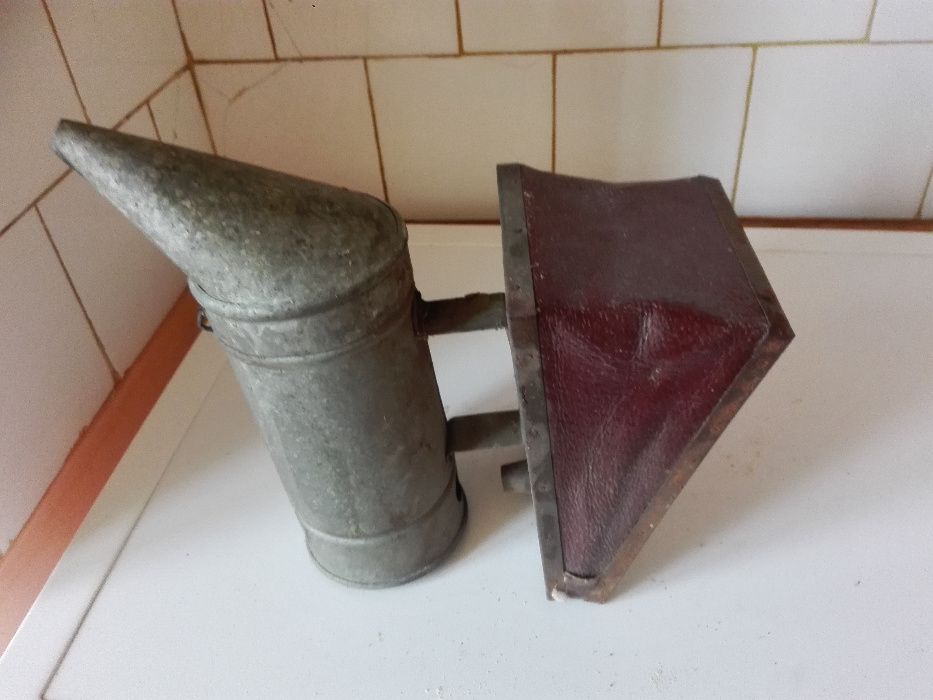 Преса за сладки и духало (мях) за кошери,