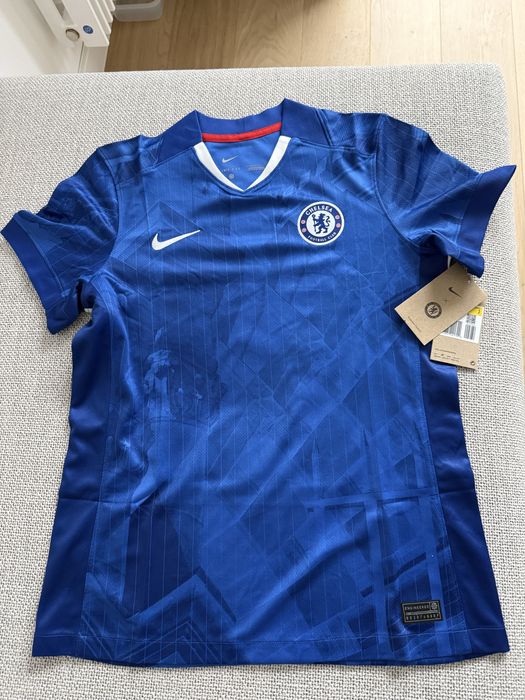 Футболна тениска Nike Chelsea оригинална размер S Small с етикети