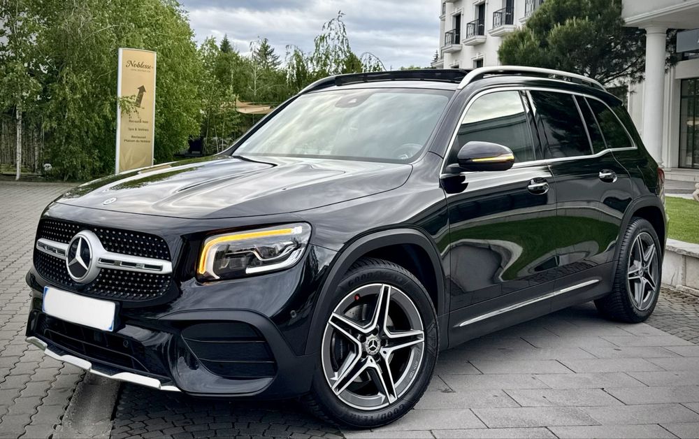 Mercedes GLB 200d AMG Pack 7 Locuri! Pano-Multibeam-MBUX ! Mod 2022